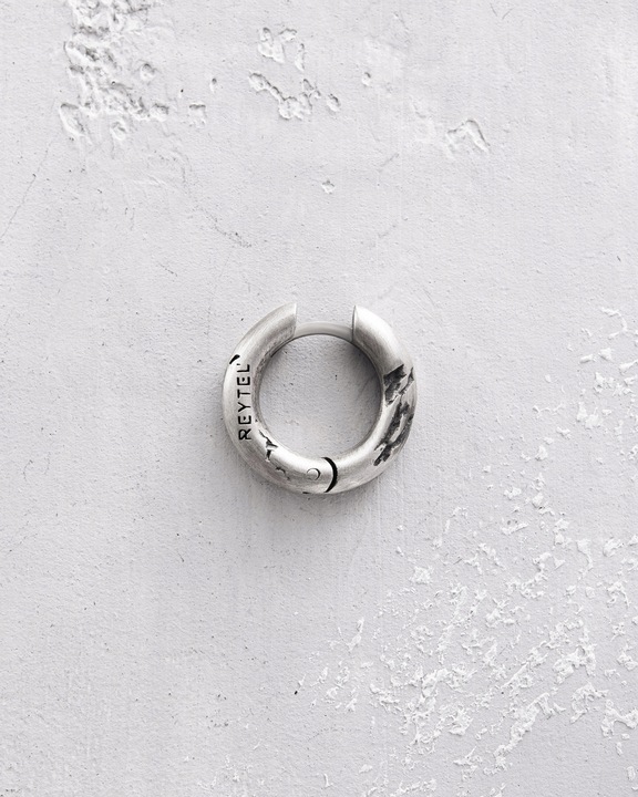 Srebrny kolczyk - kółko KLETTUR
