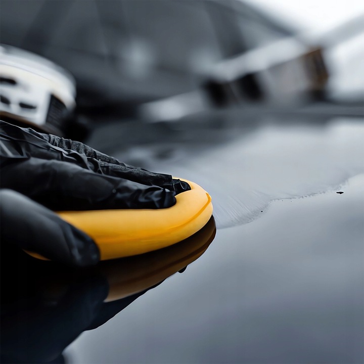 ZESTAW PASTA WOSK KOLORYZUJĄCY DO USUWANIA RYS NA RYSY Z LAKIERU CZARNEGO