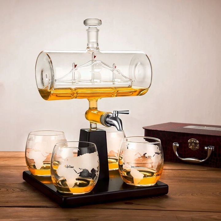 Zestaw do Whisky Karafka z Kranikiem Statek 4 Szklanki Prezent dla Faceta