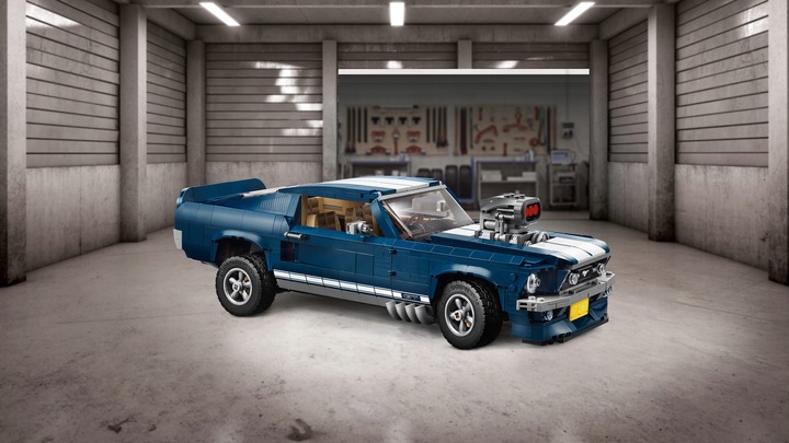LEGO CREATOR EXPERT FORD MUSTANG 10265