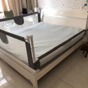 Barierka ochronna na łóżku 200*160cm. 3 strony .Lapchu