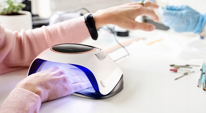 Lampa do paznokci UV MANICURE SENSOR RUCHU 4 TRYBY 60 DIOD LED NaiLed