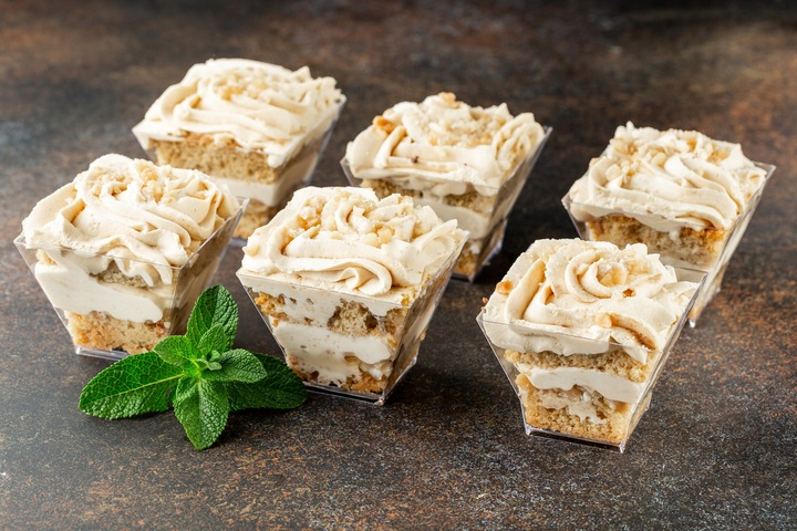 Pucharki Kwadratowe do Deserów 120ml 50szt na Przekąski Desery Pojemniki