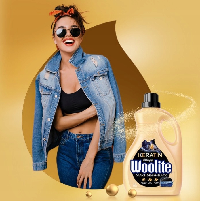 Płyn do prania WOOLITE Keratin Therapy Black 60 prań 3,6 l