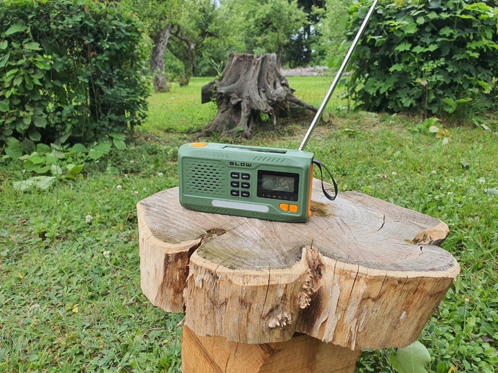 RADIO PRZENOŚNE KUCHENNE SOLARNE DYNAMO BUDOWLANE LATARKA POWERBANK