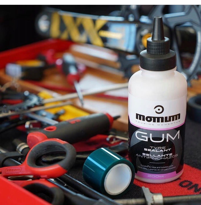 Uszczelniacz do opon Momum Gum Tyre Sealant 100ml