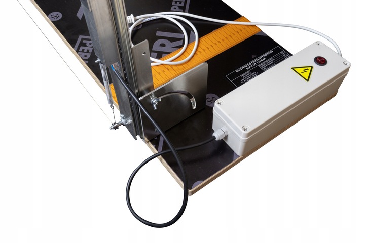 Przecinarka maszyna Gilotyna do cięcia Styropianu Styroduru 113cm 150W 33cm