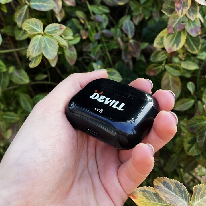 Słuchawki Bezprzewodowe Douszne PRO Lekkie ANC Mikrofon Czarne Wyświetlacz