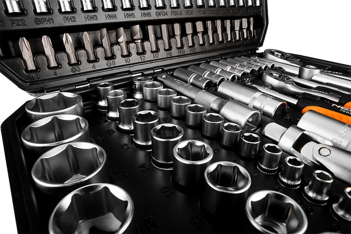 NEO Zestaw Kluczy Nasadowych 110 Elementów 1/2", 1/4" Walizka