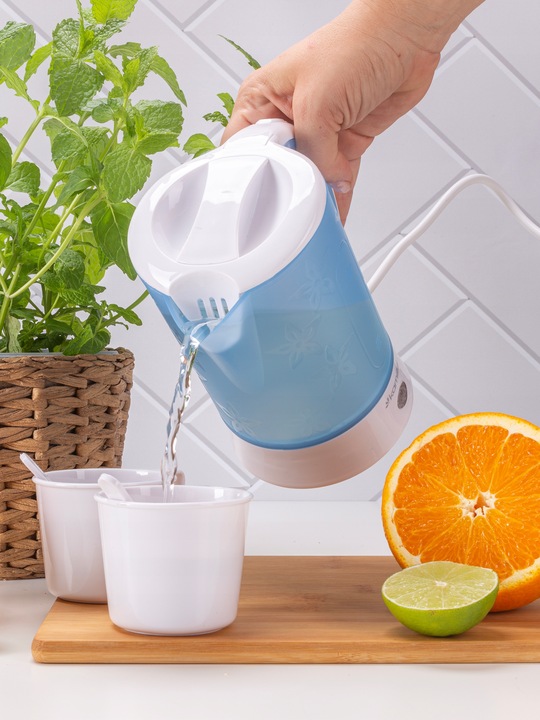 CZAJNIK ELEKTRYCZNY TURYSTYCZNY PRZENOŚNY MAŁY 0,6 L MOCNY 650 W