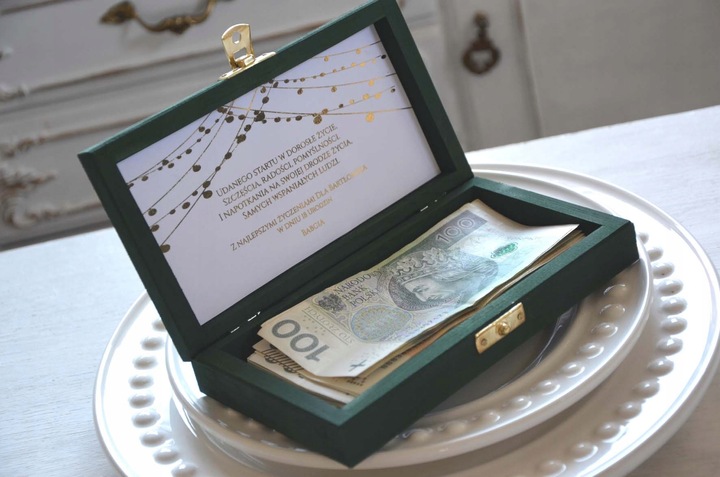 Pudełko na Pieniądze Prezent na 18 urodziny OSIEMNASTKA/ WYS. 24 H