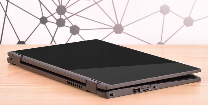 DELL 5300 2w1 13 cali i5 8Gen 32GB 512GB SSD NVMe HDMI dotykowy 360