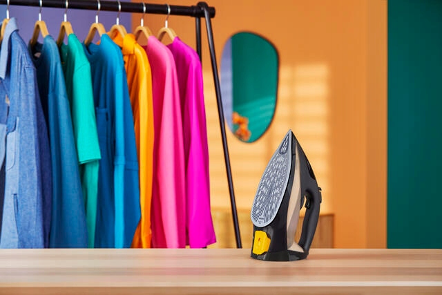 Żelazko parowe Philips Azur 7000 Series DST7040/80