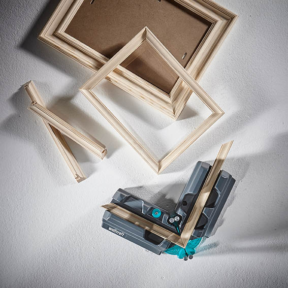 WOLFCRAFT Regulowana skrzynka uciosowa do listew przypodłogowych 100mm