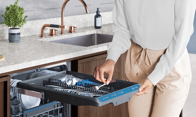 ZMYWARKA DO ZABUDOWY 60 ELECTROLUX EEM48300L 14kpl