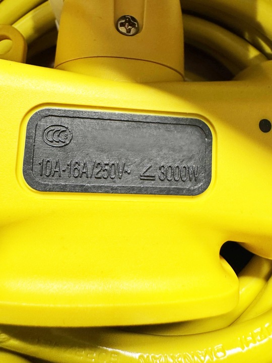 Wytrzymały GRUBY przedłużacz ogrodowy Pantherise 30m do 3000W 16A do