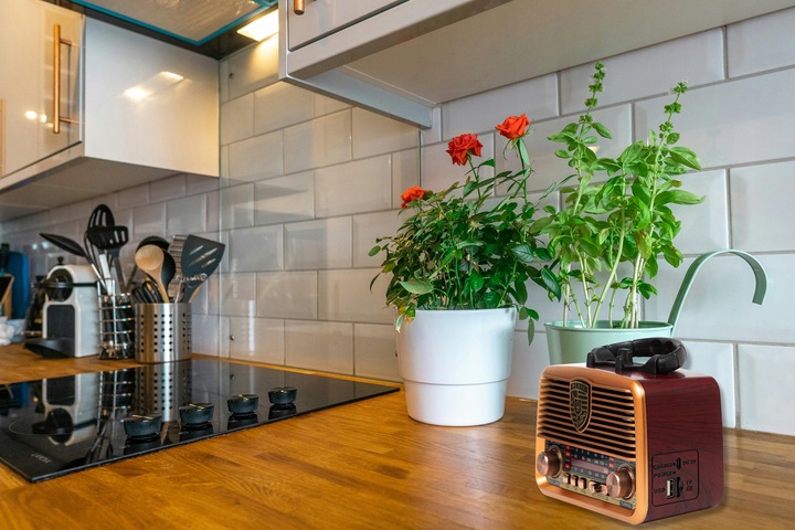 RADIO KUCHENNE PRZENOŚNE RETRO NA BATERIE SOLARNE BLUETOOTH ANTENA