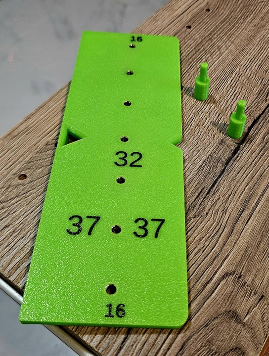 Przymiar do podpórek z regulacją półki 7 x 32mm - Dokładne wiercenie