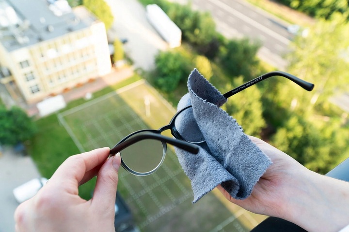 ŚCIERECZKA DO CZYSZCZENIA OKULARÓW OBIEKTYWÓW JAPOŃSKA MIKROFIBRA SOFT99