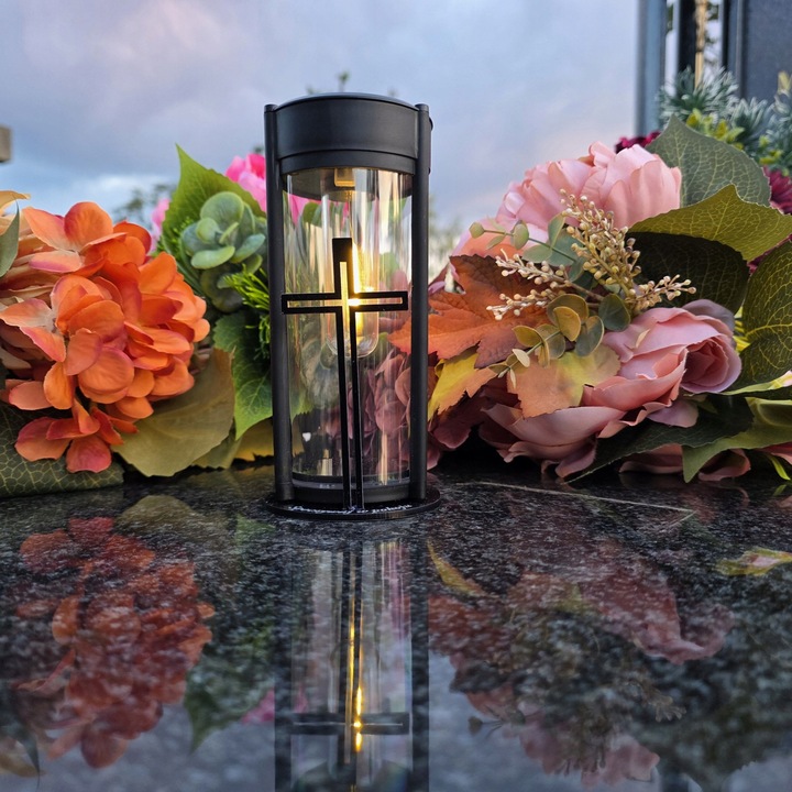 ZNICZ SOLARNY LED LAMPION NA GRÓB STATUETKA NA CMENTARZ Z KRZYŻEM