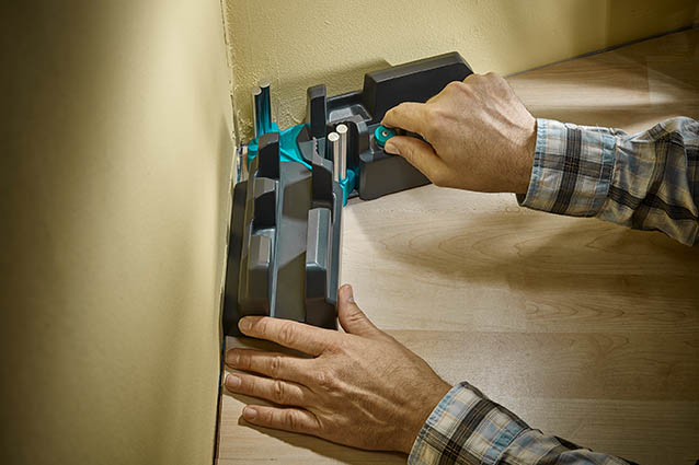 WOLFCRAFT Regulowana skrzynka uciosowa do listew przypodłogowych 100mm