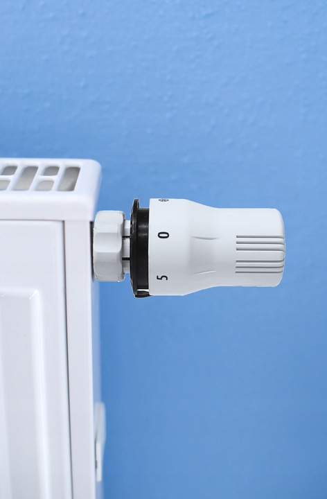 GŁOWICA TERMOSTATYCZNA TERMOSTAT GRZEJNIKA POKRĘTŁO REGULATOR TEMPERATURY