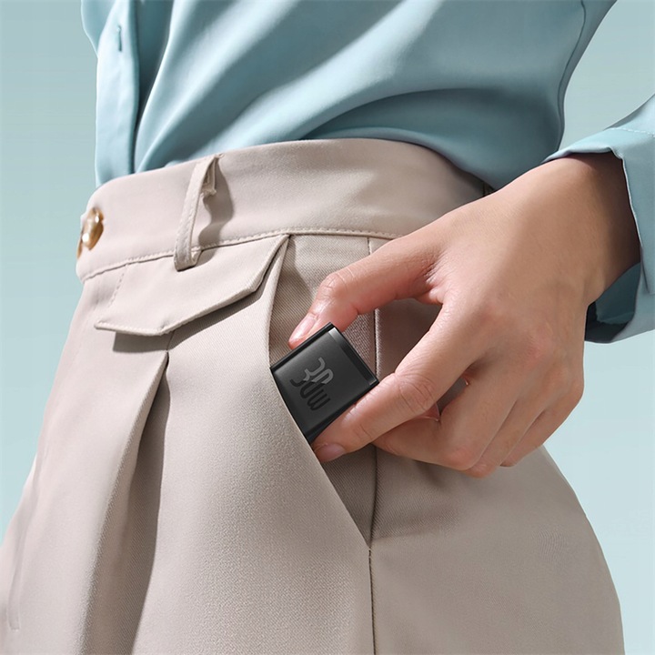 BASEUS SZYBKA ŁADOWARKA SIECIOWA Cube Pro GaN 30W USB-C ZASILACZ KOSTKA