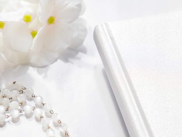 BIBLIA OBRAZKOWA Pamiątka KOMUNII ŚWIĘTEJ TWOJE IMIĘ PREZENT OD CHRZESTNEGO