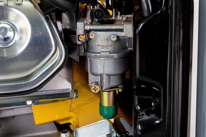 Agregat prądotwórczy generator HDM 15000 ROZRUCH 6000W 3 fazy 400V AVR