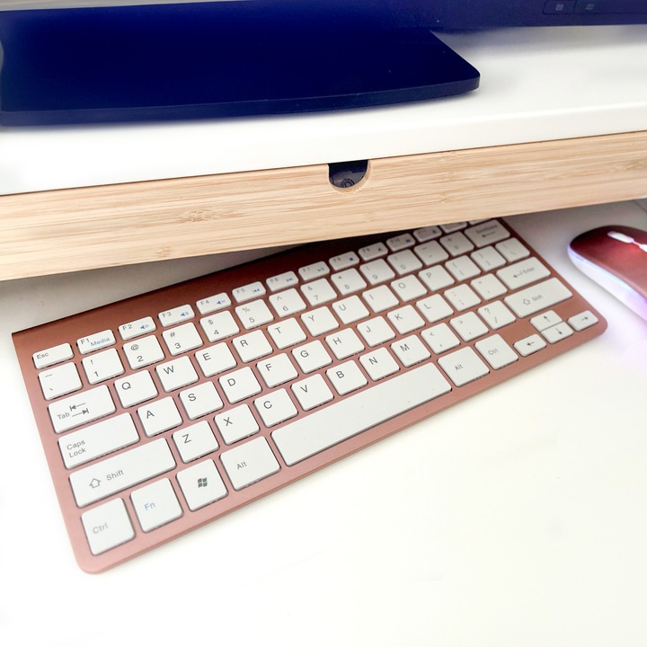 Klawiatura bezprzewodowa rose gold do komputera QWERTY różowa mała bez num