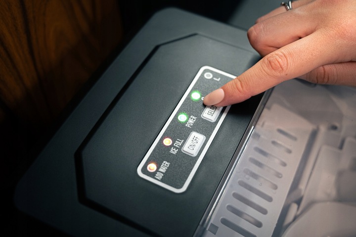 DOMOWA KOSTKARKA DO LODU MASZYNA DO KOSTEK EKSPRESOWY LÓD DO NAPOJU