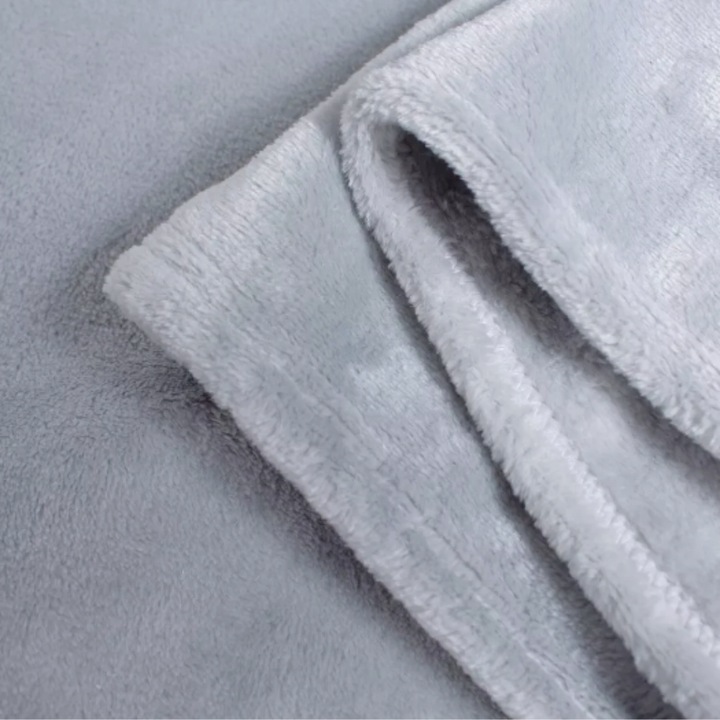 KOC GŁADKI NA PREZENT NARZUTA NA ŁÓŻKO PLED 200X220 CM SZARY CIEPŁY DUŻY