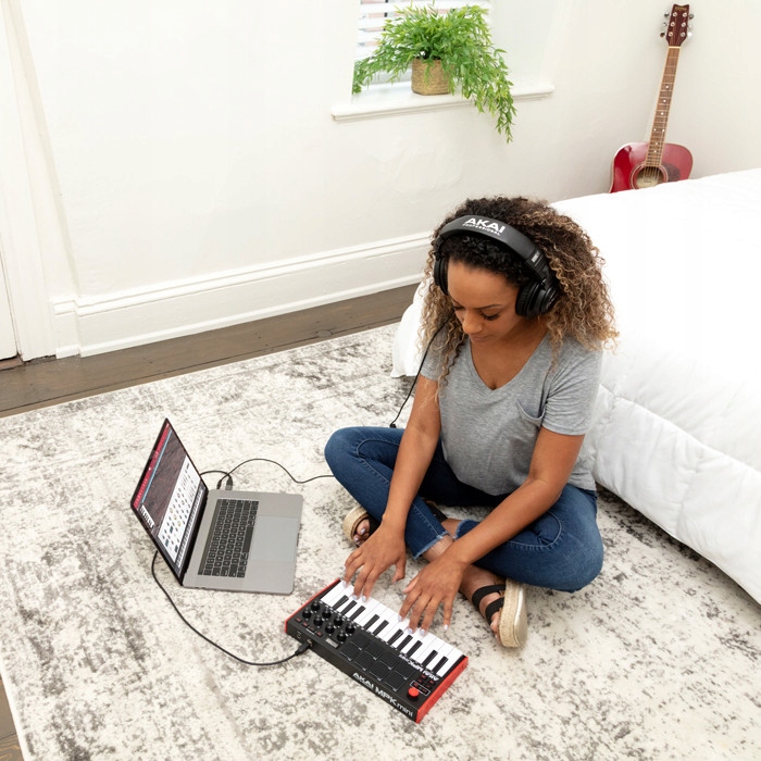 Akai MPK Mini MK3 Klawiatura sterująca USB + Software MPC Beats CMP Starter