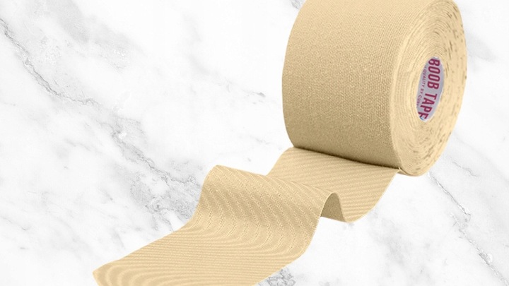 TAŚMA MODELUJĄCA PODNOSZĄCA BIUST Z NASUTNIKAMI BOOB CURETAPE 5CMX5M BEŻOWY