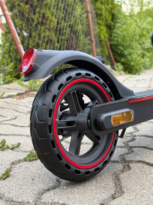 HULAJNOGA ELEKTRYCZNA T9 PRO DUŻY ZASIĘG LEKKA I MOCNA 350W BATERIA