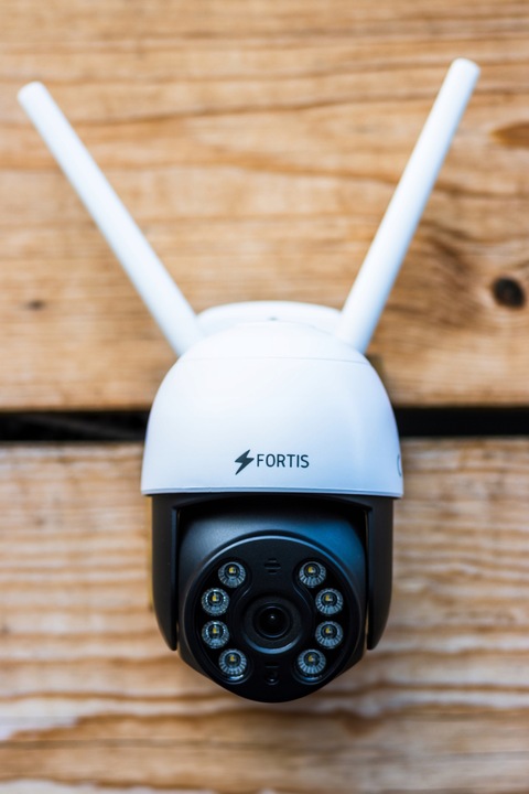 KAMERA ZEWNĘTRZNA OBROTOWA IP WIFI 8MPX 4K ULTRA HD 4x ZOOM DO MONITORINGU