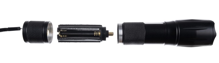 Latarka Taktyczna Wojskowa Mocna Szperacz CREE XPE LED ZOOM z UV Aku + Etui