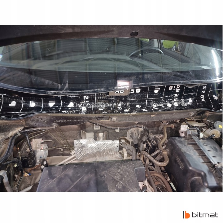 MATA WYGŁUSZAJĄCA BUTYLOWA BITUMICZNA BUTYL 2,5mm