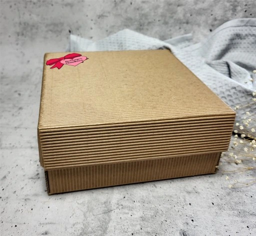 PREZENT NA DZIEŃ BABCI I DZIADKA DLA DZIADKÓW ZESTAW RĘCZNIKÓW PUDEŁKO HAFT