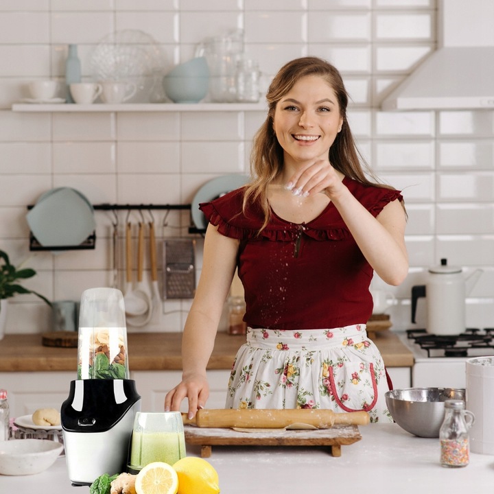 Blender kielichowy do SMOOTHIE KOKTAJLI MŁYNEK 1000W