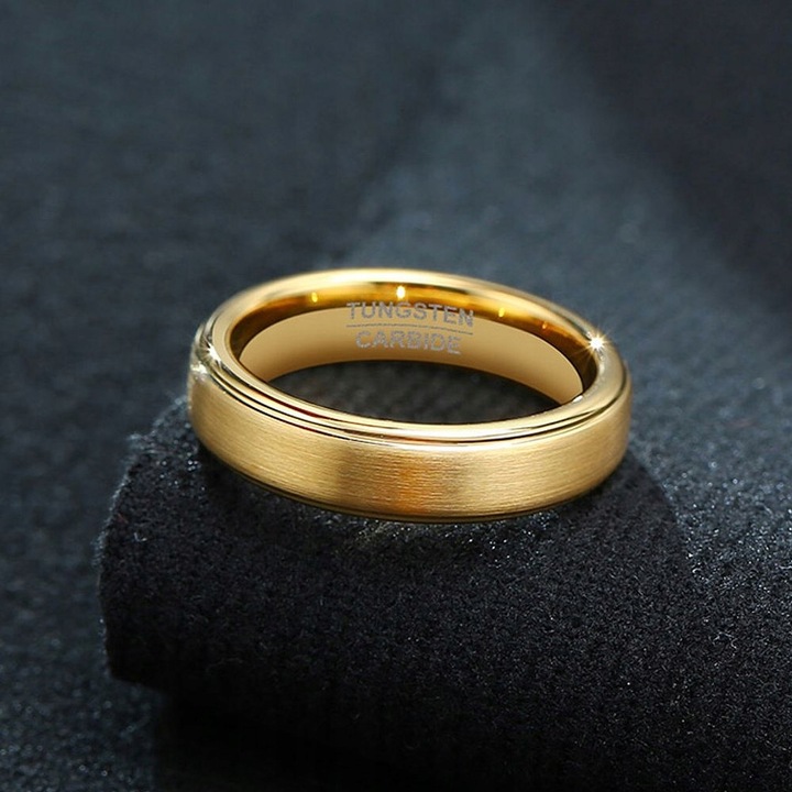 18K ZŁOTA OBRĄCZKA FAZOWANA Z WOLFRAMU MATOWA r.20