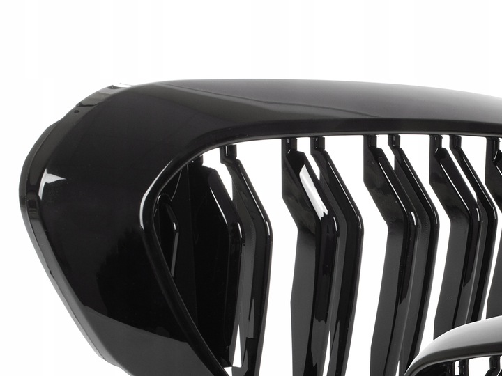 Grill Atrapa Nerki Czarny Połysk 2 szt BMW 5 G30 G31 Przedlift Pakiet M5