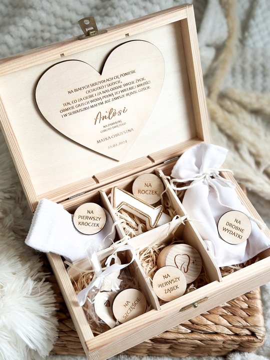 Pamiątka Chrztu Świętego Pudełko GOTOWY PREZENT NA CHRZEST Grawer