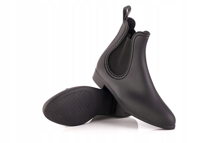 Kalosze damskie krótkie czarne matowe z gumką sztyblety meliski