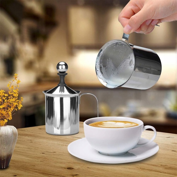 SPIENIACZ DO MLEKA RĘCZNY STALOWY GARNEK UBIJAK 400 ML