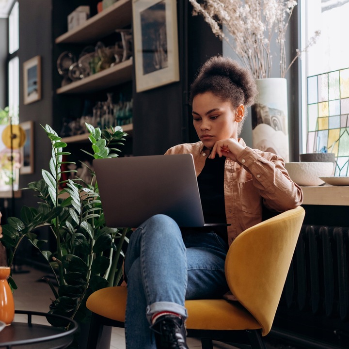 Laptop Dell Latitude 3120 Intel N5100 4GB SSD HD W11P