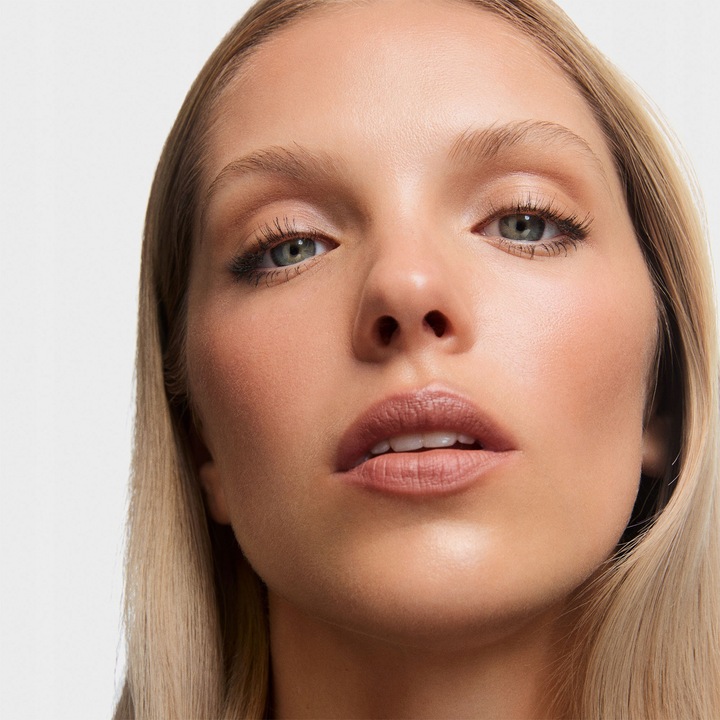 Kremowy bronzer w sztyfcie MEDIUM BROWN 111 INGLOT