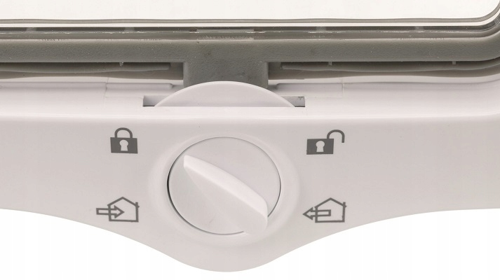 Trixie Drzwiczki XL dla kota z tunelem 4-way Białe