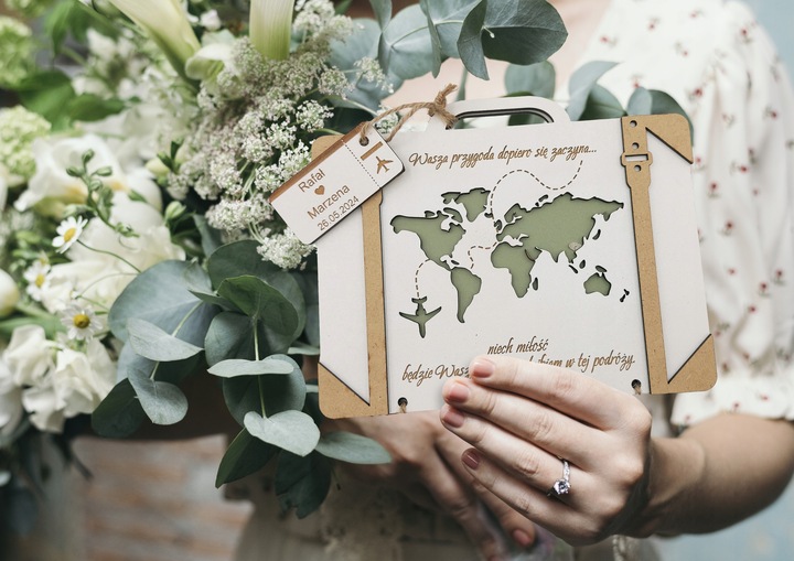 Kartka Na Ślub Walizka Na Pieniądze pamiątka ślubu wesele prezent grawer