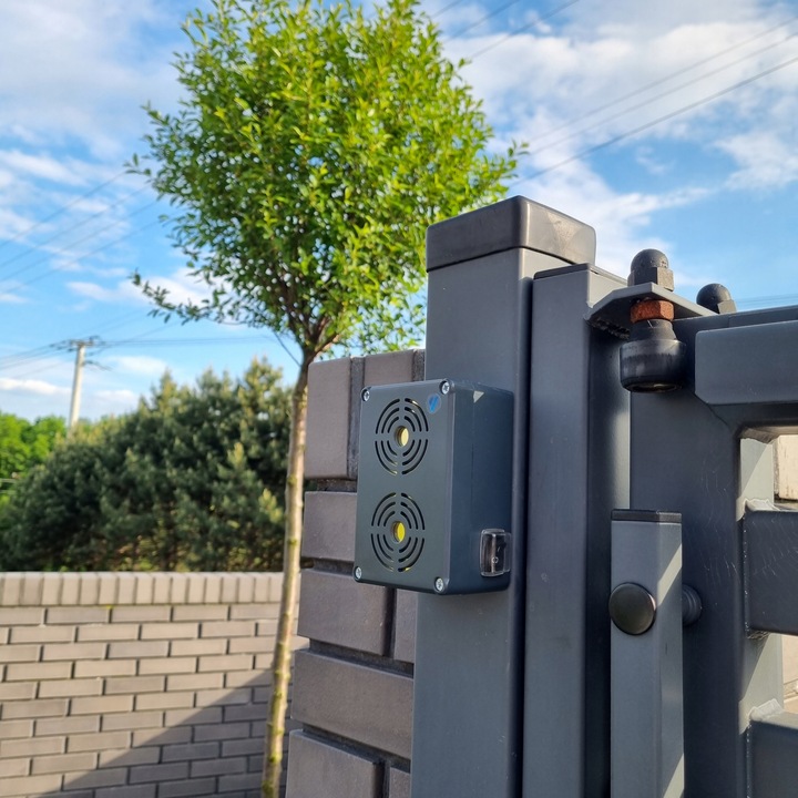 BATERYJNY ODSTRASZACZ GRYZONI KUN SZCZURÓW MYSZY NA BATERIE OB2 VIANO